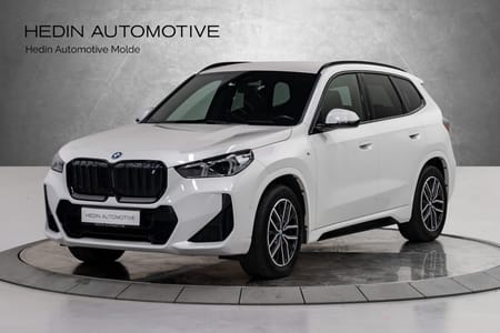 BMW iX1 xDrive30 Fully Charged (K)