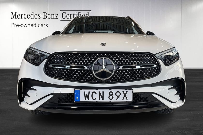 Bild 3 av Mercedes-Benz GLC 300 d e 4MATIC de AMG Premium+ Moms Drag HuD Burmester Pano