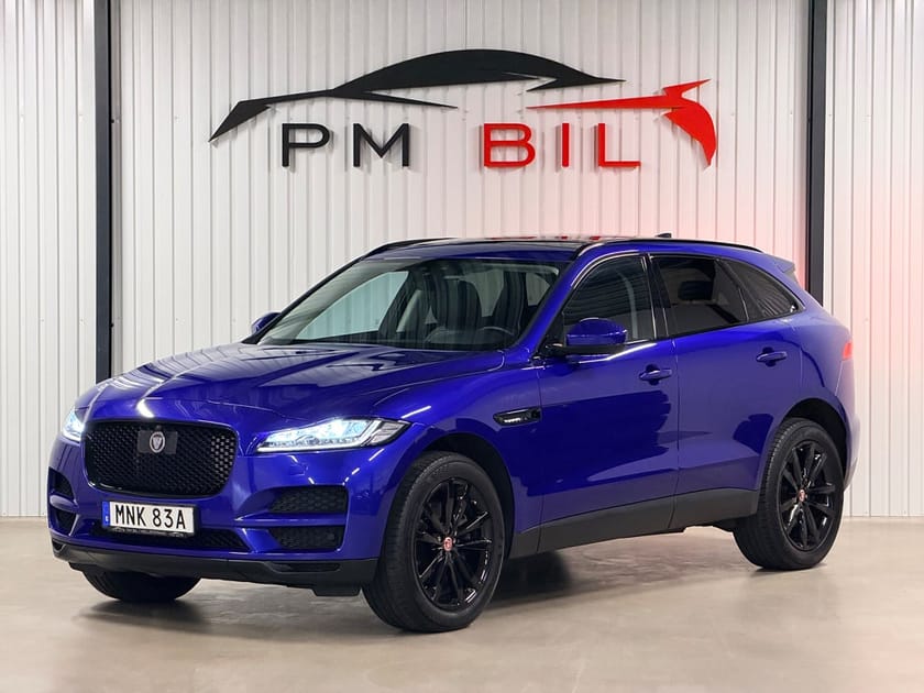 Bild 1 av Jaguar F-Pace 30d AWD 300hk Panorama Värmare Drag Läder S&V-Hjul