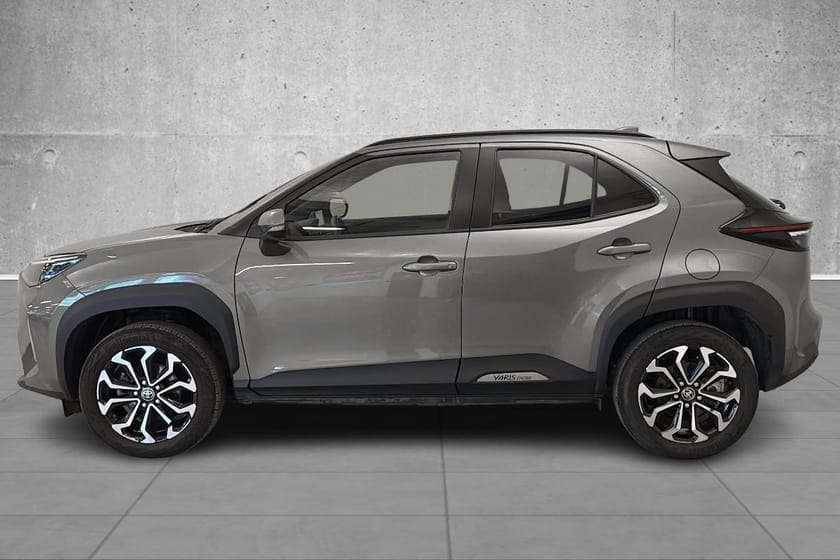 Bilde 2 av Toyota Yaris Cross Hybrid AWD-i Active Tech/4x4/automat/alle servicer/