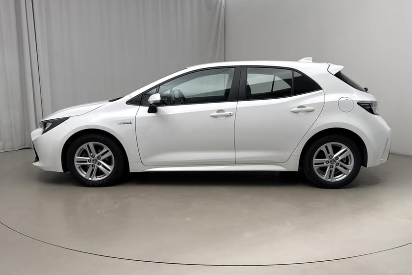 Bild 2 av Toyota Corolla Hybrid 1.8 5dr (122hk) Active Backkamera