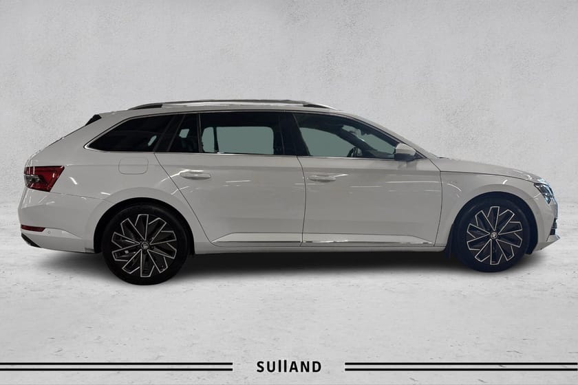 Bilde 5 av Škoda Superb Stasjonsvogn Sup3fl stv l&k d200 dsg4x4kamp