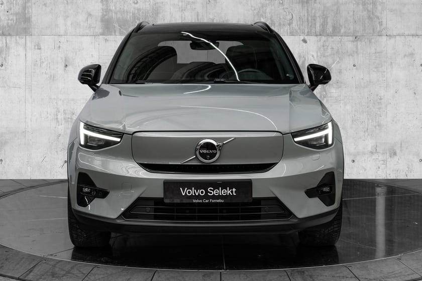 Bilde 3 av Volvo XC40 Recharge Extended Range RWD Ultimate - Pixel-LED Hengerfeste