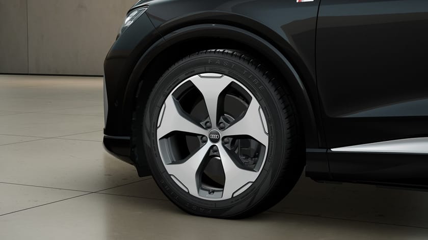 Bild 5 av Audi Q4 e-tron SUV quattro 220kW