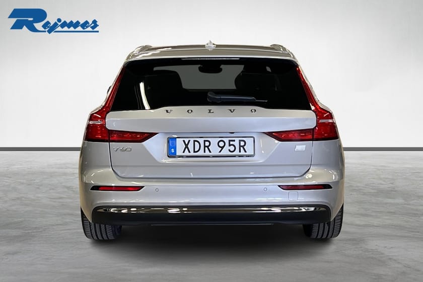 Bild 3 av Volvo V60 Recharge T6 II Core Edition
