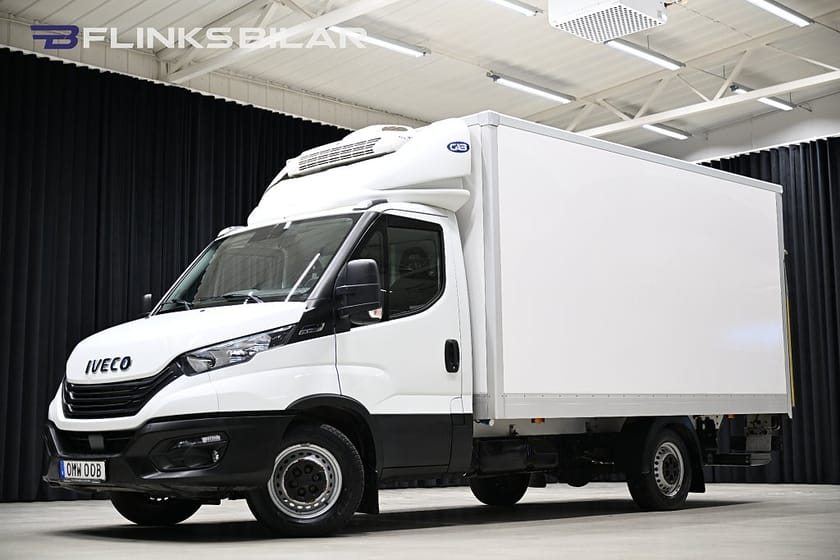 Bild 1 av Iveco Daily 35-140 Chassi Cab 136HK Automat|Volymskåp|BG-Lyft|Kylbil|Sidodörr|Leasbar