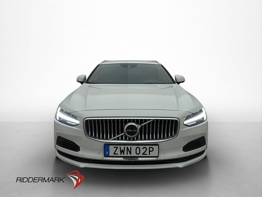 Bild 2 av Volvo V90 Recharge T6 AWD H/K Värmare Kamera Skinn Drag