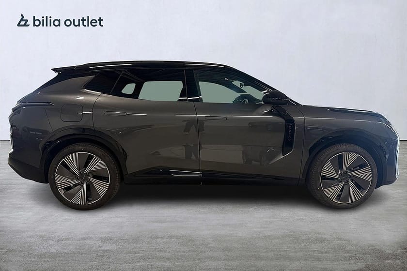 Bild 5 av Lynk & Co 08 PHEV DHT /Panorama/ H&K Ljudsystem/