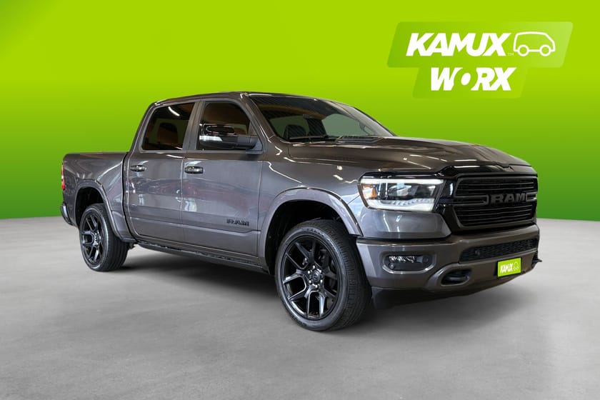 Bild 1 av RAM 1500 Crew Cab 5.7 V8 HEMI  Laramie Night Pano H/K Drag