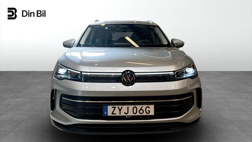 Bild 4 av Volkswagen Tiguan eHybrid Life DSG 4M Edition/Drag/Keyless