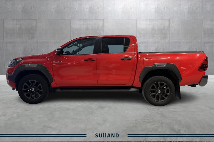 Bilde 2 av Toyota Hilux Dobbelcab INV.X, UNDERSTELLSBEH. TRUXEDO, SKINN, ACC++