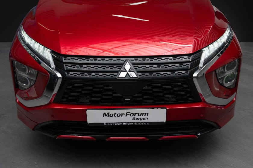 Bilde 5 av Mitsubishi Eclipse Cross PHEV Instyle AWD | 45km WLTP | ACC | NAVI | 360KAM