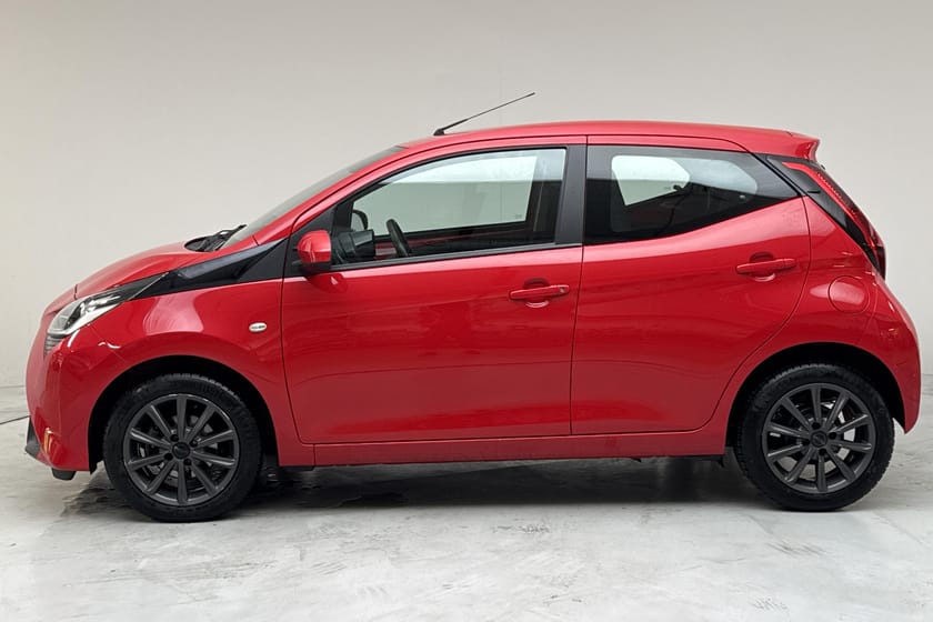 Bild 2 av Toyota Aygo 1.0 5dr (72hk)