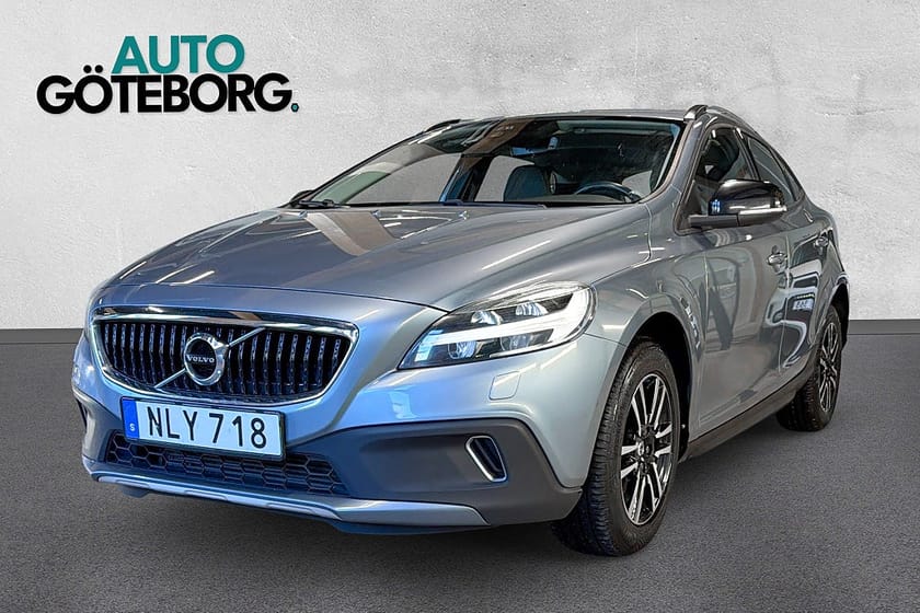 Bild 1 av Volvo V40 Cross Country D2 Momentum Fullservad Välvårdad VOC