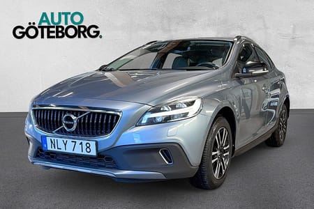 Volvo V40 Cross Country D2 Momentum Fullservad Välvårdad VOC