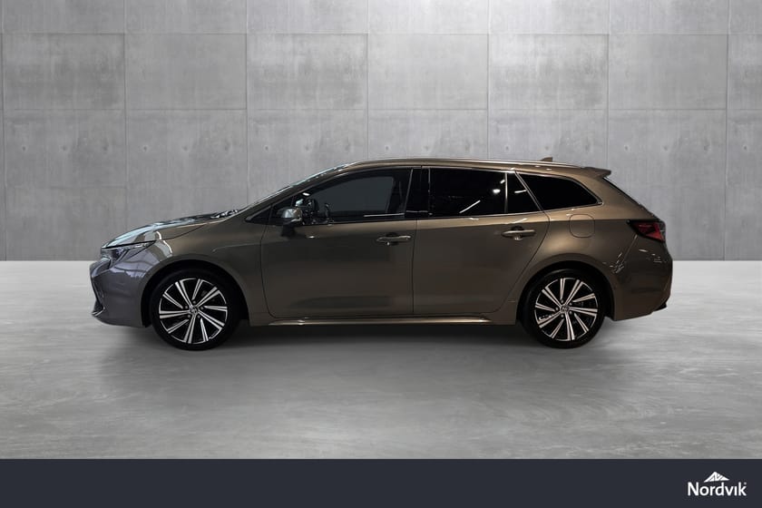 Bilde 2 av Toyota Corolla Touring Sports Hybrid 2.0l 184HK / Oppgradert Multimedia / Apple Carplay