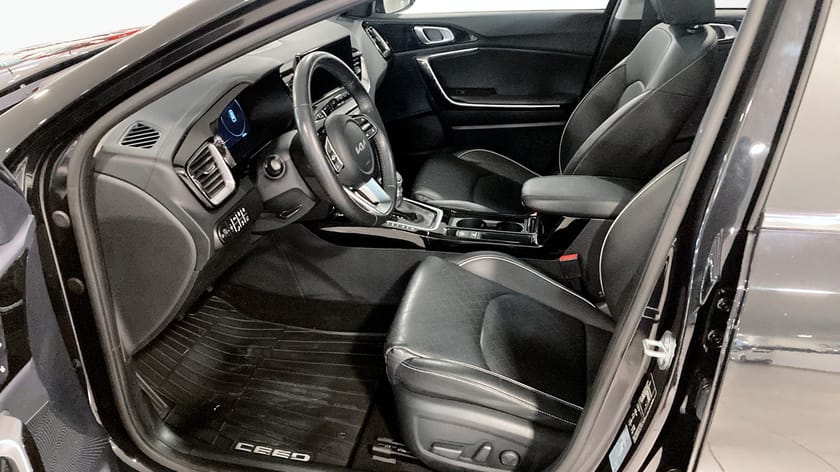 Bild 4 av Kia Ceed Sportswagon Plug-in Hybrid 141hp Advance Plus, panorama