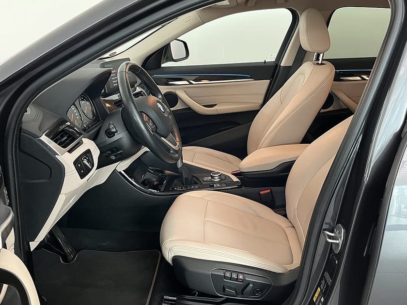 Bild 5 av BMW X2 xDrive25e 4,95 ränta HiFi Head-Up Rattvärme Panorama