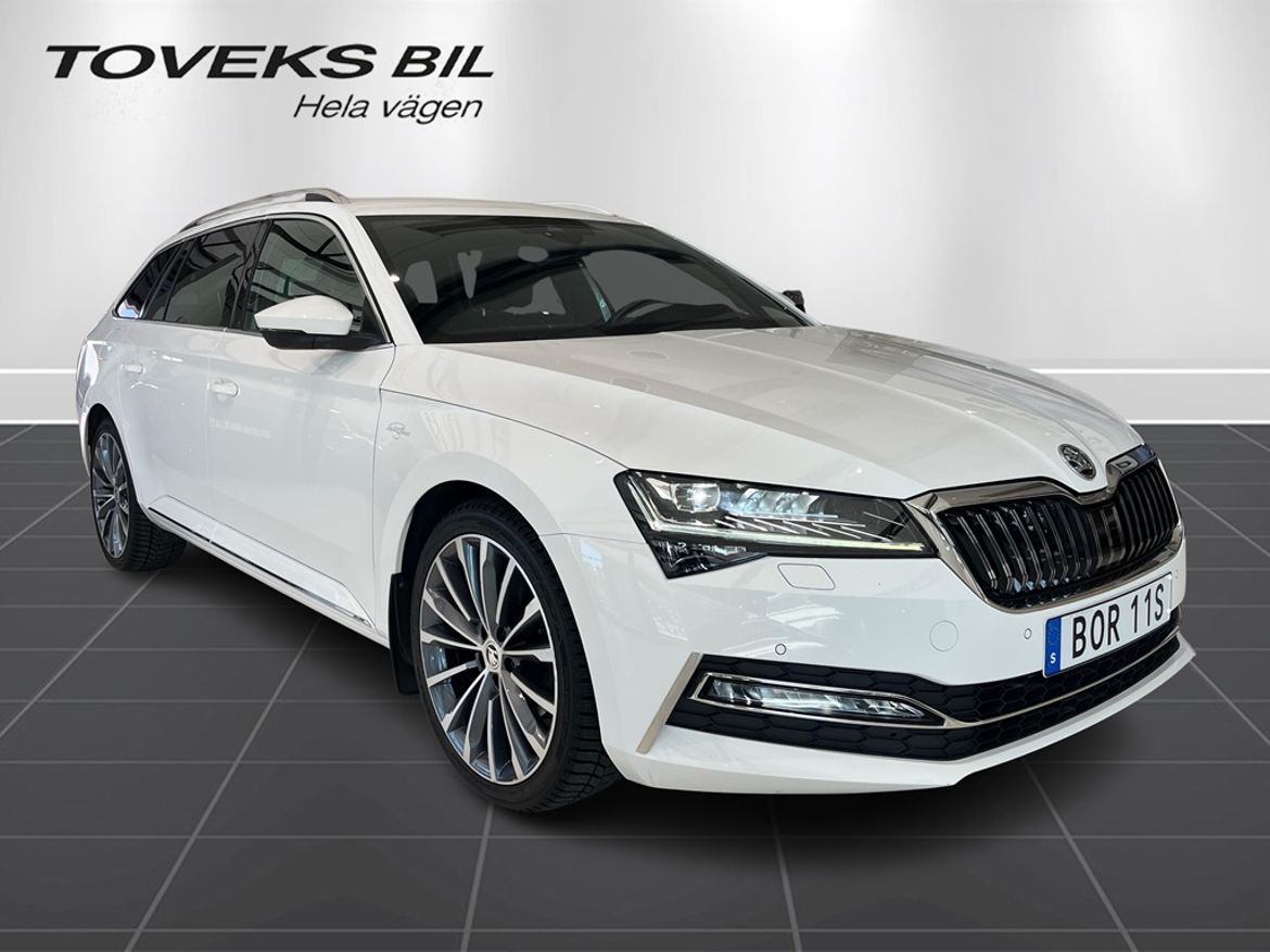 Škoda Škoda Superb Kombi — bild 3