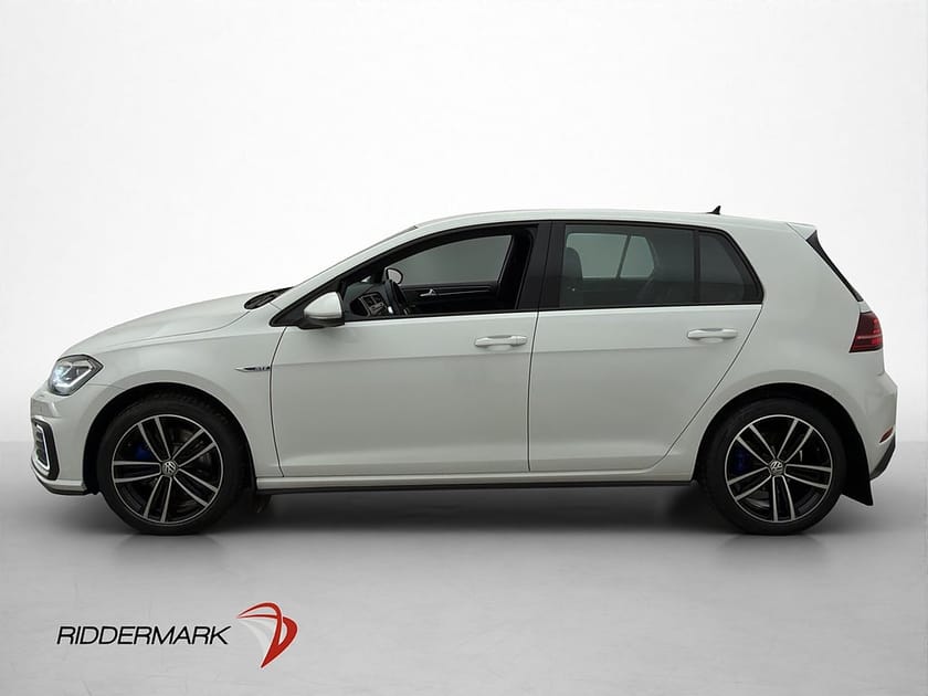 Bild 5 av Volkswagen Golf GTE 204hk Cockpit Värmare P-Sensorer CarPlay