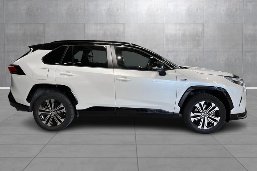 Bilde 5 av Toyota RAV4 Plug-in Hybrid 2.5 Exec Bitone AWD, Re.kamp 6.25% med 35%EK