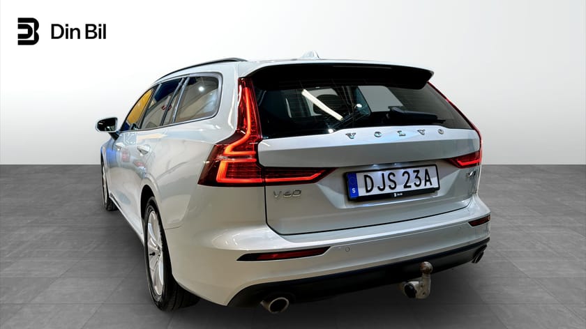 Bild 3 av Volvo V60 190 D4  AWD Momentum Drag/Navigation
