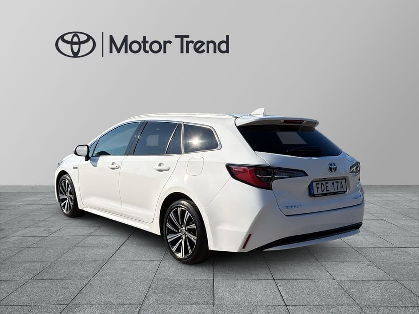 Bild 3 av Toyota Corolla Touring Sports Hybrid e-CVT 122hk,Style,5.200mil
