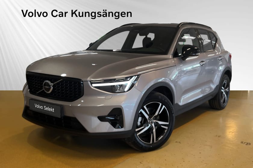 Bild 1 av Volvo XC40 B4 FWD Bensin Plus Dark Rattvärme Selekt