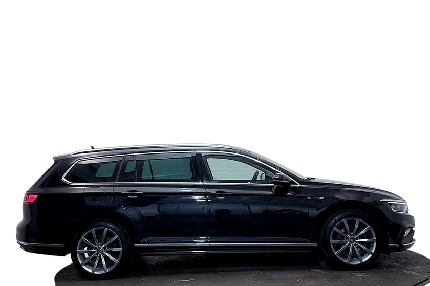 Bild 5 av Volkswagen Passat Sportscombi SC 2.0 TDI 4M GT R Line Drag Navi Kamera Cockpit 200hk
