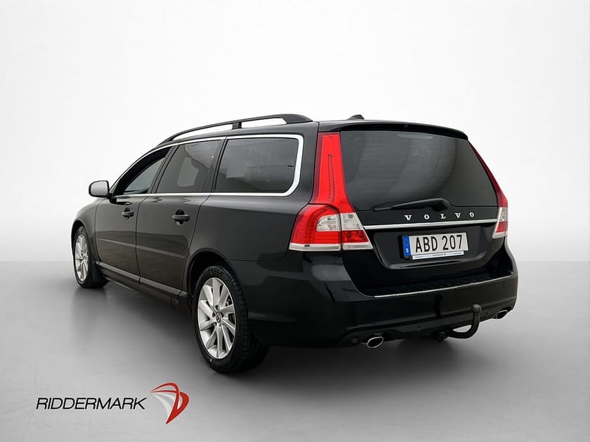 Bild 4 av Volvo V70 D4 181hk Momentum Värmare Drag Navi Bluetooth