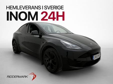 Tesla Model Y Standard Range RWD Pano Drag Kamera Moms Skinn AP