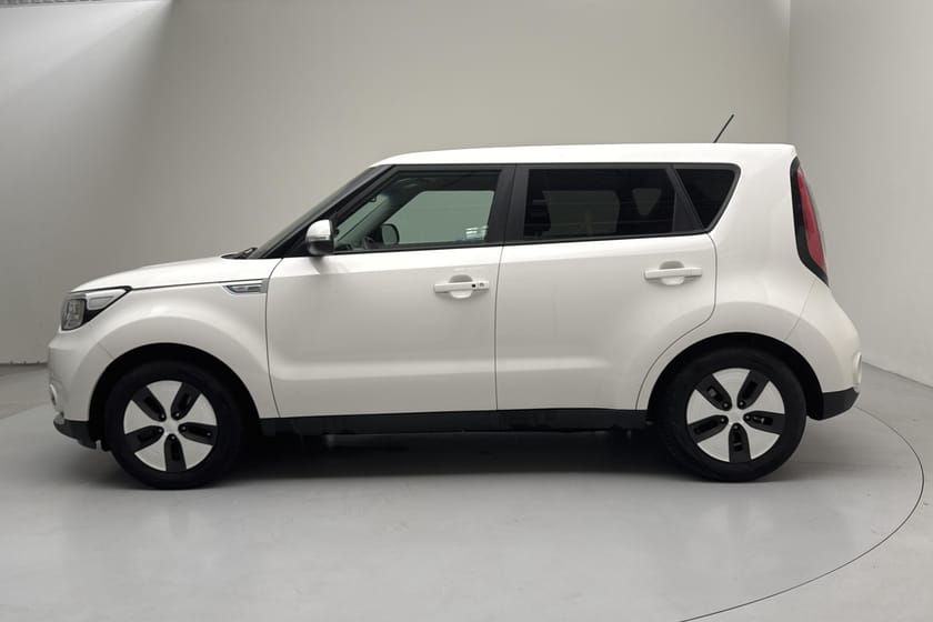 Bild 2 av Kia Soul EV (110hk) Lågmilad Backkamera