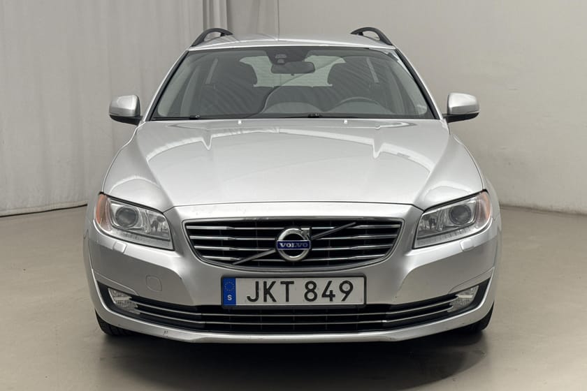 Bild 5 av Volvo V70 II D4 AWD (181hk) Momentum BE Drag