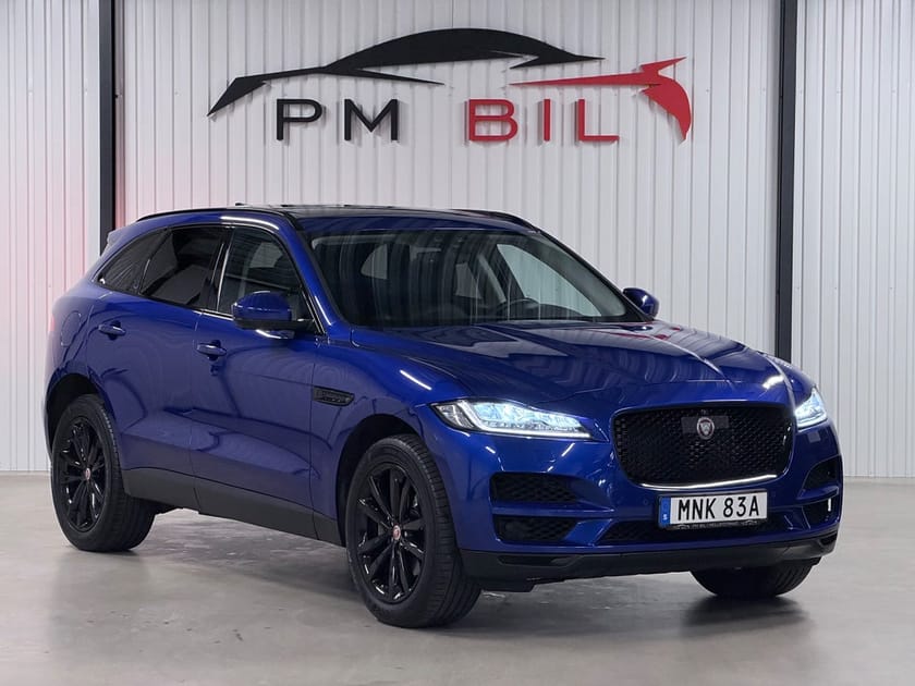 Bild 2 av Jaguar F-Pace 30d AWD 300hk Panorama Värmare Drag Läder S&V-Hjul