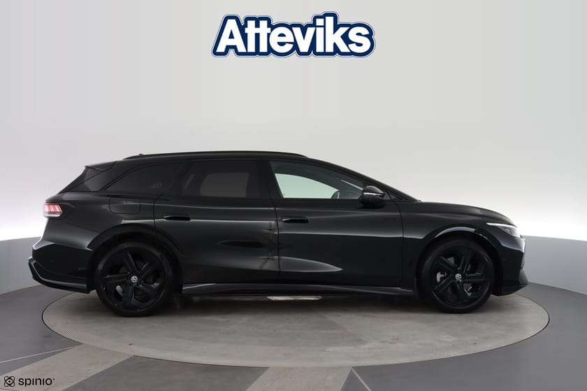 Bild 4 av Volkswagen ID.7 GTX Tourer Edition 340hk 4motion *Drag/Pano/H&K*