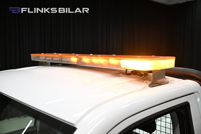 Bild 4 av Volkswagen Transporter Chassi Cab 2.0 TDI 150HK Flak|Drag|M/K-Värmare|Blixtljusramp|Moms