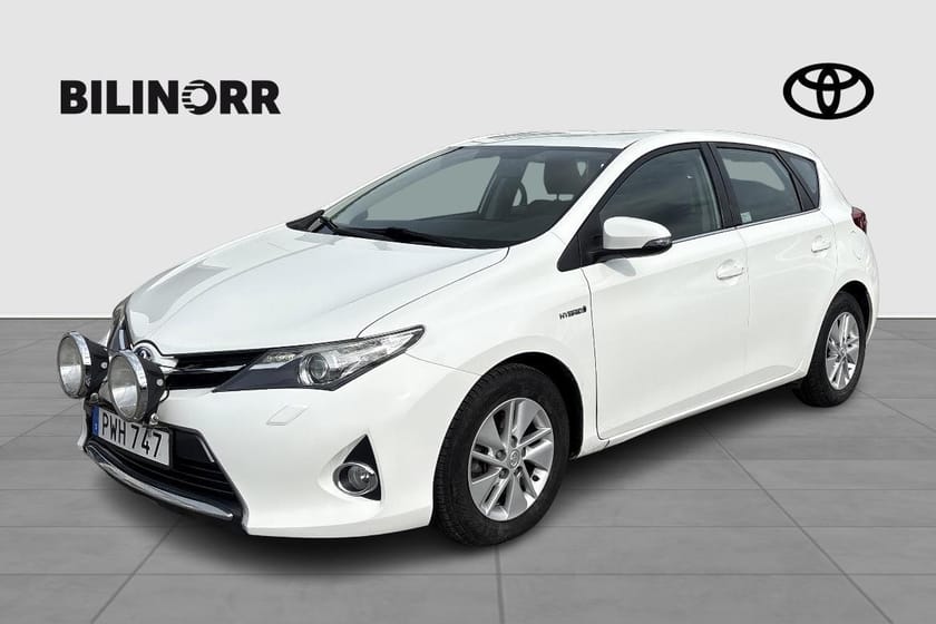 Bild 1 av Toyota Auris Hybrid 1.8 5-D ACTIVE/KAMKEDJA/AUTOMAT/V-DÄCK