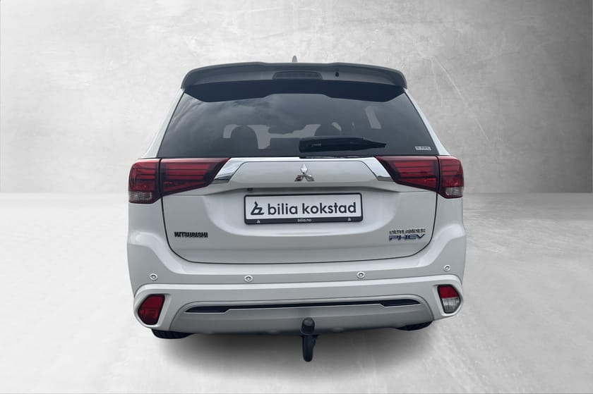 Bilde 3 av Mitsubishi Outlander PHEV Facelift 224HK Skinn, Rockford, 360Kamera H.feste