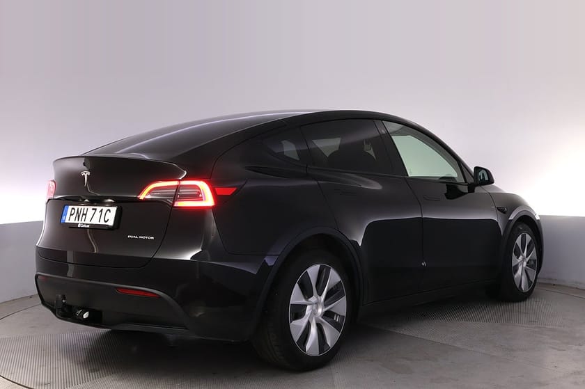 Bild 5 av Tesla Model Y Long Range AWD