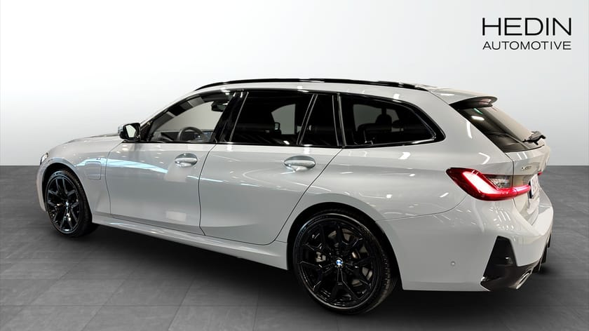 Bild 2 av BMW 330e xDrive Touring M Sport Drag Hi-FiTonade