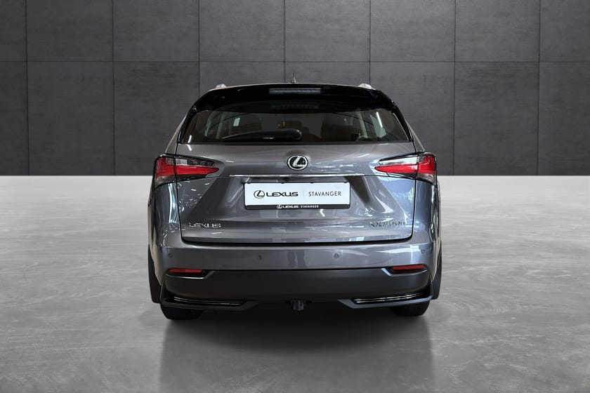 Bilde 4 av Lexus NX 300h AWD 2.5 Hybrid Automat (E-CVT) 4WD Comfort