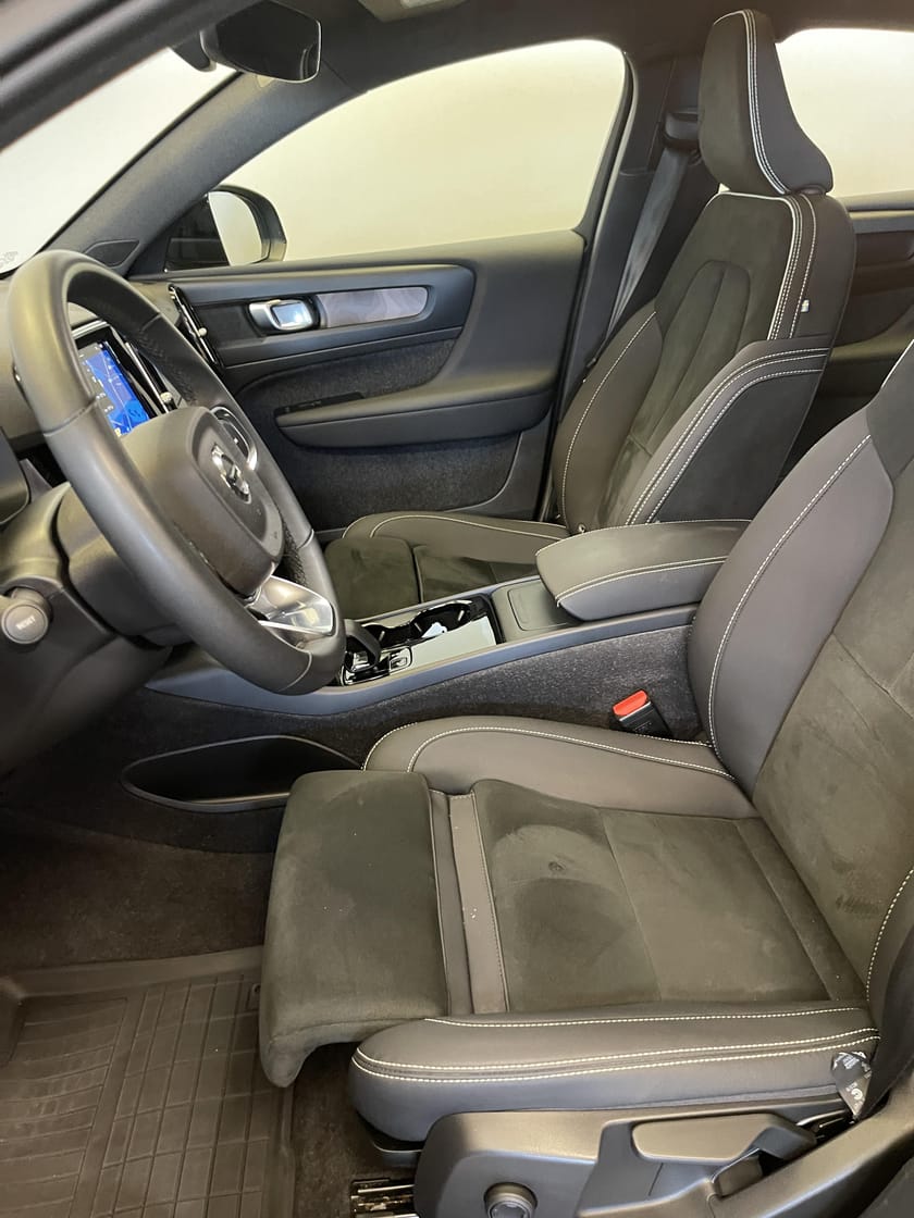 Bild 4 av Volvo C40 Recharge Core / Navigation / Backkamera /