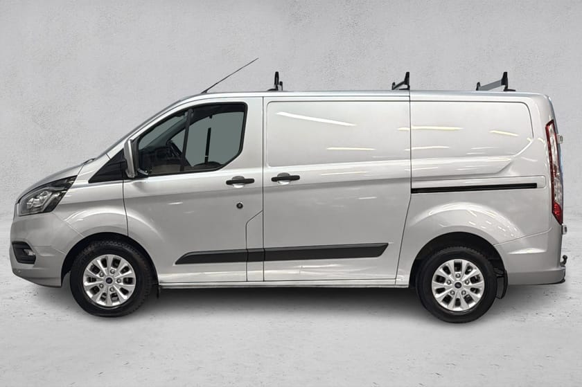 Bilde 2 av Ford Transit Custom 300 2023mod L1 2l Diesel Manuell.