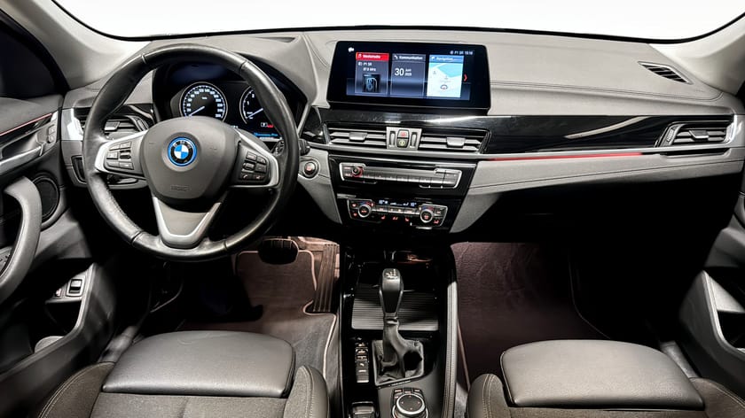 Bild 4 av BMW X1 xDrive25e xDrive 25e Head up Drag
