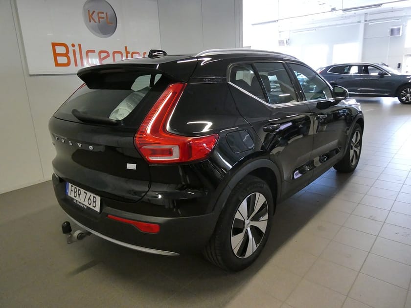Bild 4 av Volvo XC40 Recharge T4 Drag-Värmare-Kamera-Rattvärme-SoV