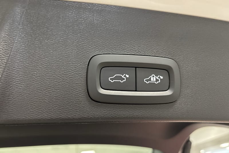 Volvo XC40 Recharge