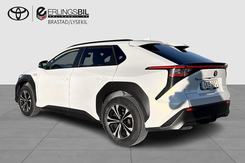 Bild 2 av Toyota bZ4X