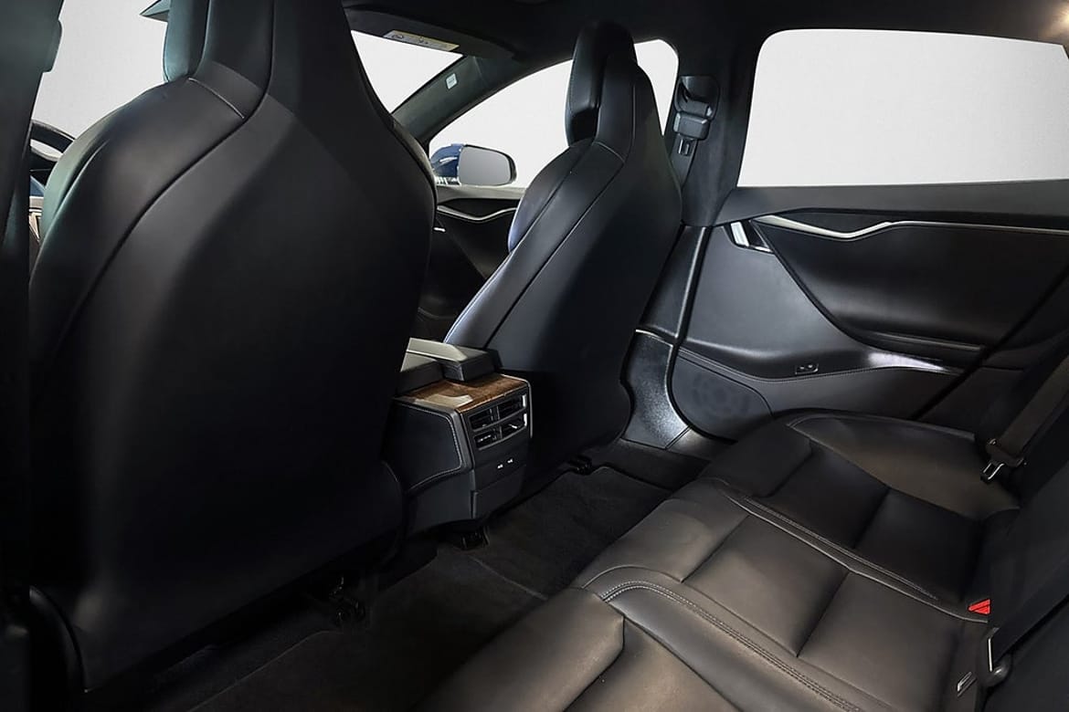 Tesla Model S Long Range AWD, 423ps, 2020