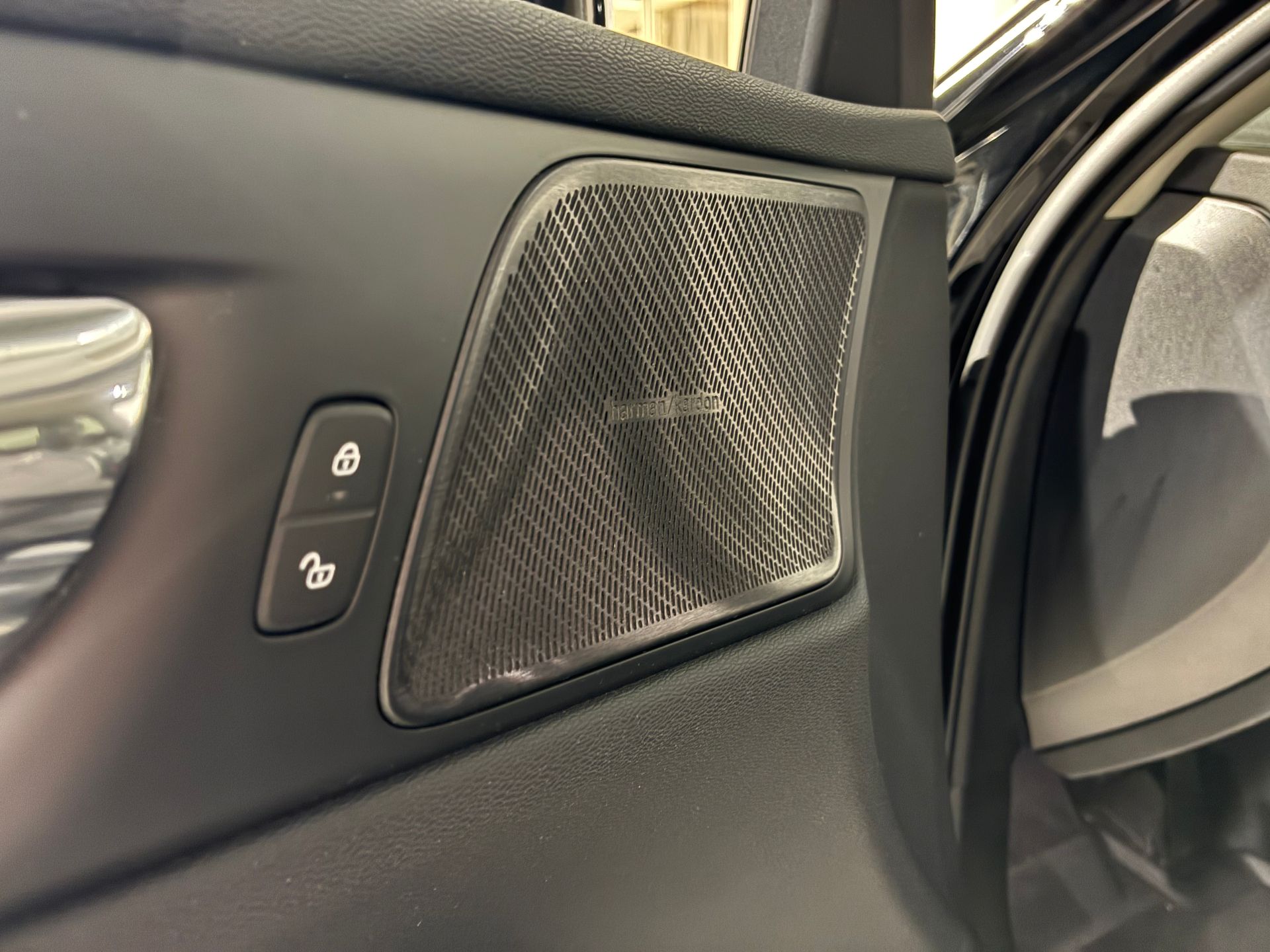 Volvo V60 D4 Momentum Advanced Edition 2019, bild 6/10