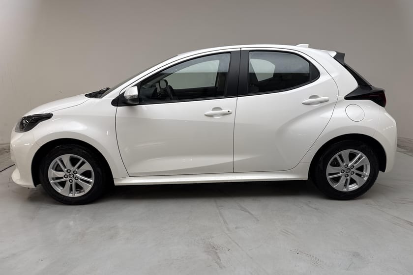 Bild 2 av Toyota Yaris Hybrid